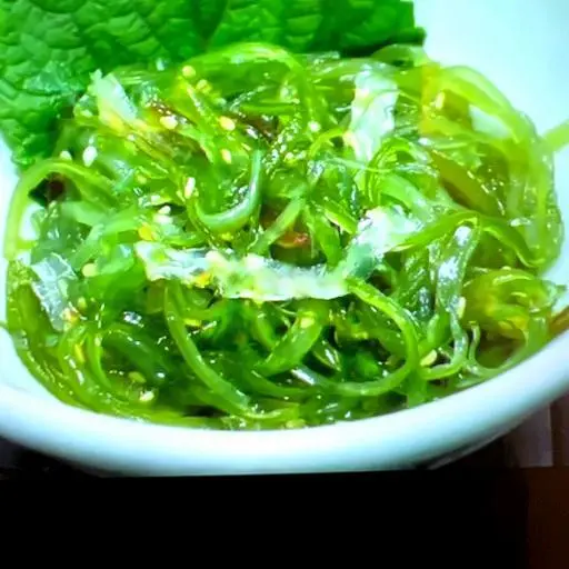 Hình ảnh Rong biển trộn mè