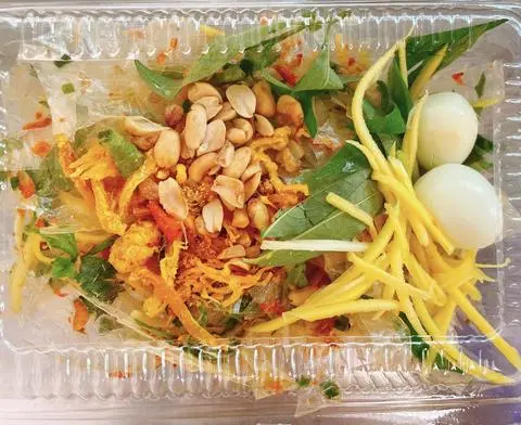 Hình ảnh Bánh Tráng Trộn Mỡ Hành