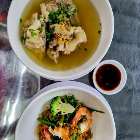 Hình ảnh Hủ tiếu xương ống khô