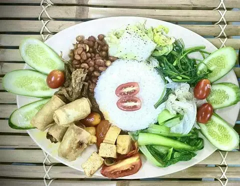 Hình ảnh cơm chay dùi gà 