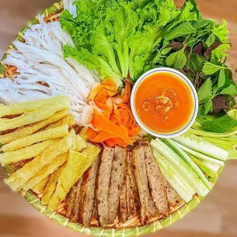 Hình ảnh Nem nướng nha trang 6 miếng (M)