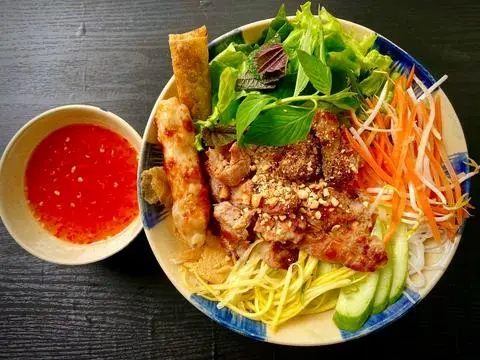 Hình ảnh BÚN THỊT NƯỚNG