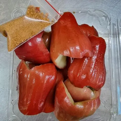 Hình ảnh Mận An Phước chấm muối 