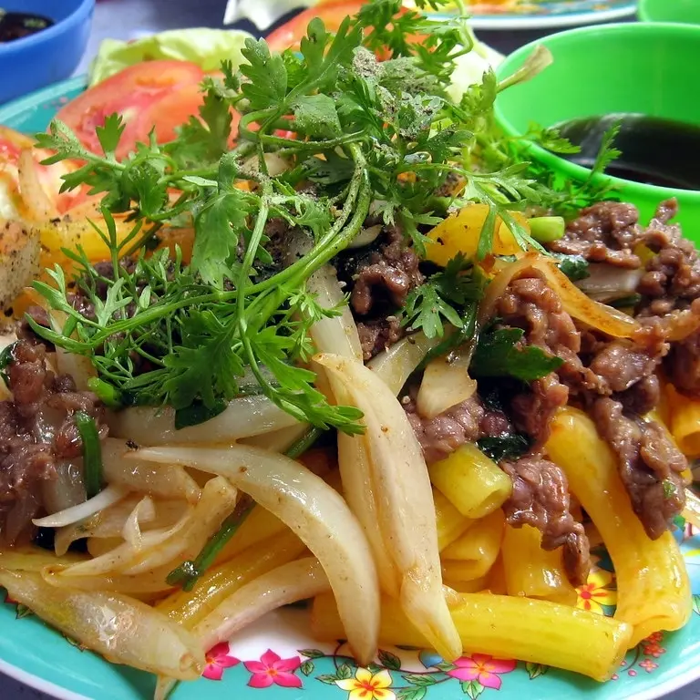 Hình ảnh Nui Xào 2 Trứng
