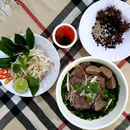 Hình ảnh Phở tái bò viên