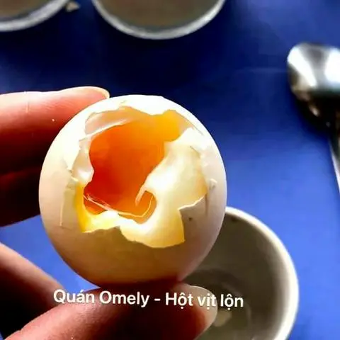 Hình ảnh 2 Trứng gà ta lòng đào