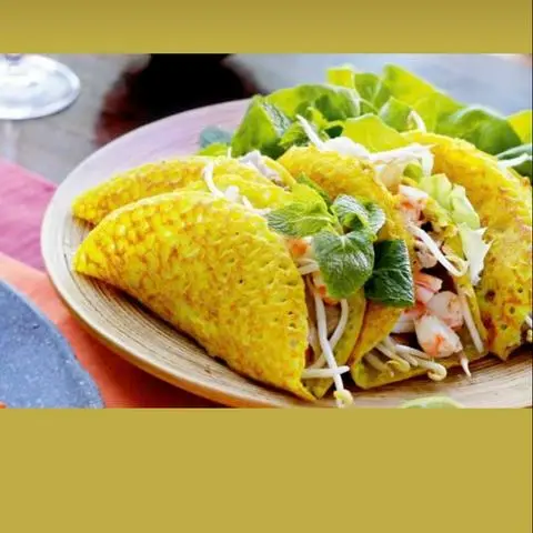 Hình ảnh 3 bánh xèo trứng