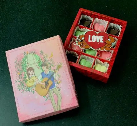 Hình ảnh Socola Valentine hộp 12 viên