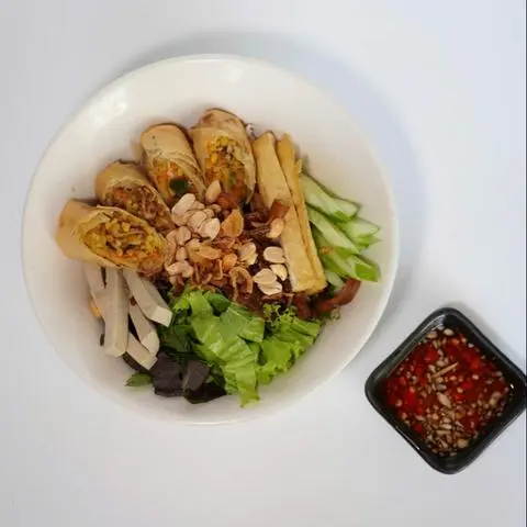 Hình ảnh Bún chả giò nấm nước kèm 1 nước