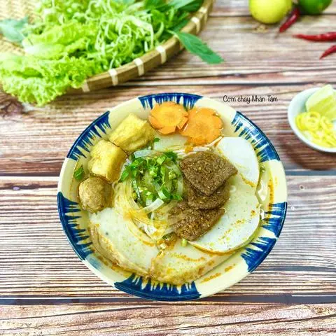 Hình ảnh Bún bò Huế chay ngon