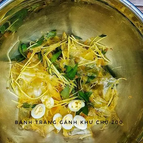 Hình ảnh Bánh tráng trộn bà gánh