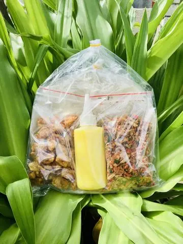 Hình ảnh Bánh Tráng Phơi Sương Tóp Mỡ 