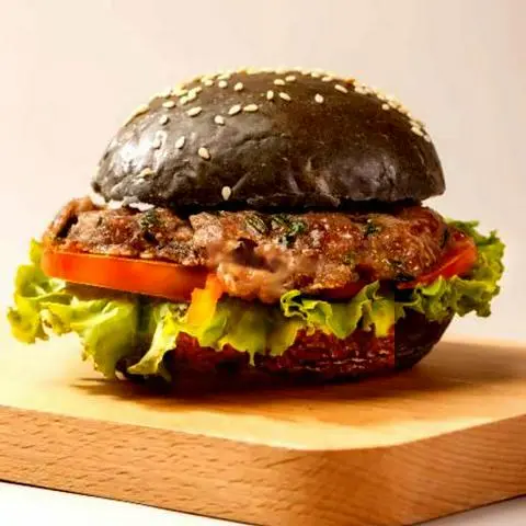 Hình ảnh Burger Bò Than Tre