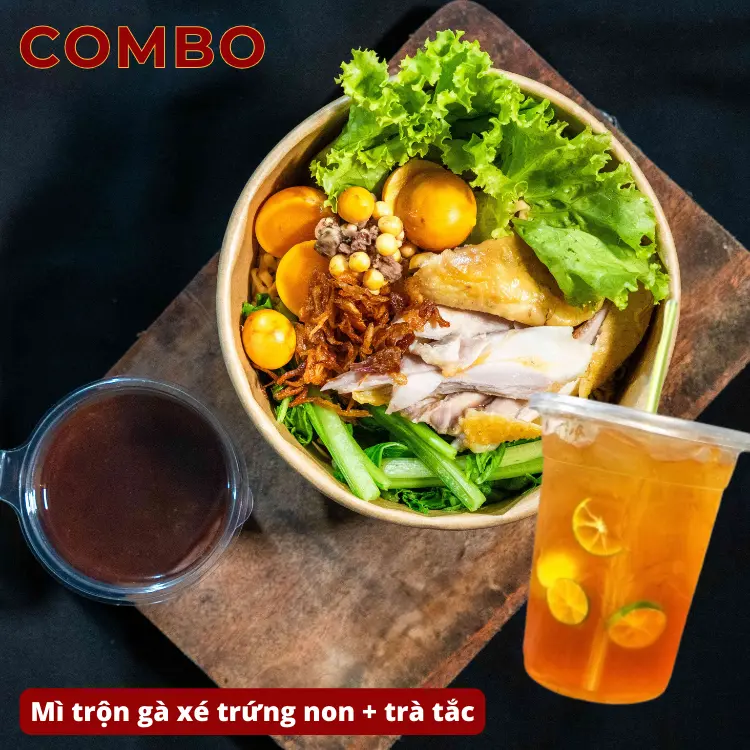 Hình ảnh Mì trộn gà xé trứng non + Trà tắc