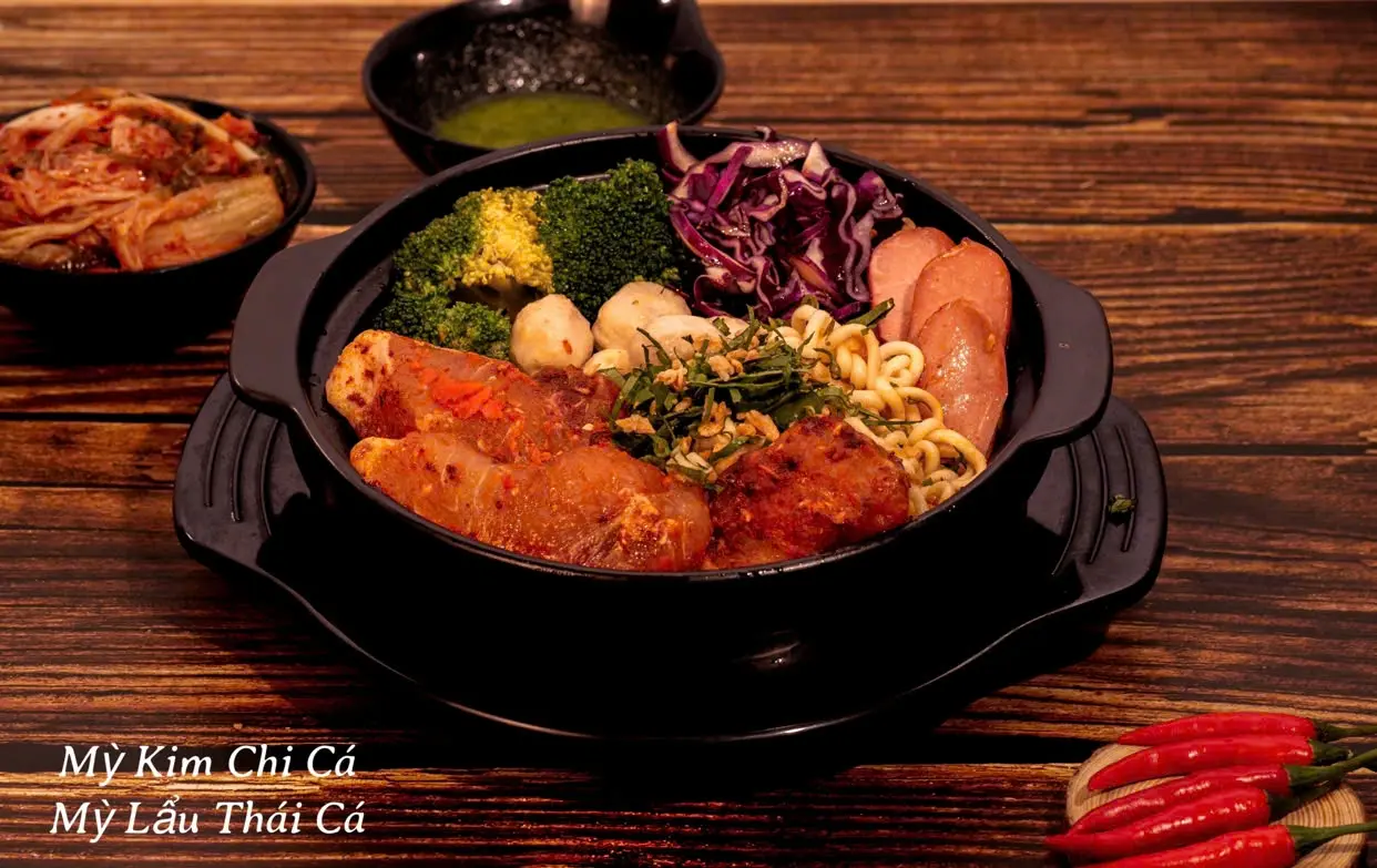 Hình ảnh Mì kim chi cá