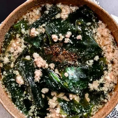 Hình ảnh Canh rong biển và trứng .