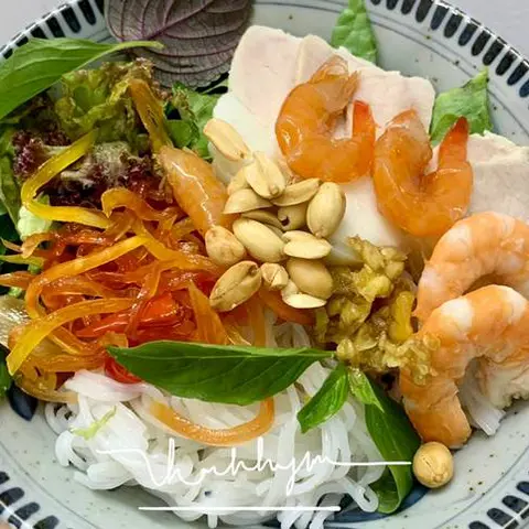 Hình ảnh Bún Tôm Thịt Mắm Chua ngọt 