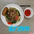 Hình ảnh Bún gạo xào bò chả giò
