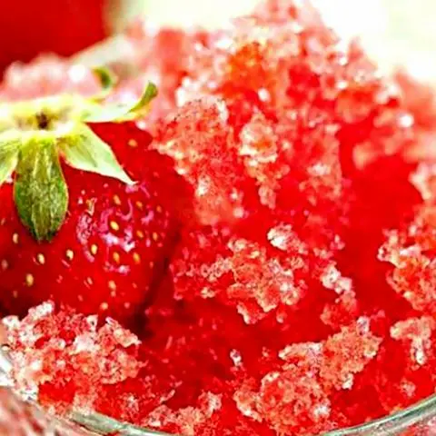 Hình ảnh Siro dâu tắc đá bào Tuổi Thơ 