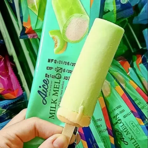 Hình ảnh Kem dưa lưới ( 1 cây )