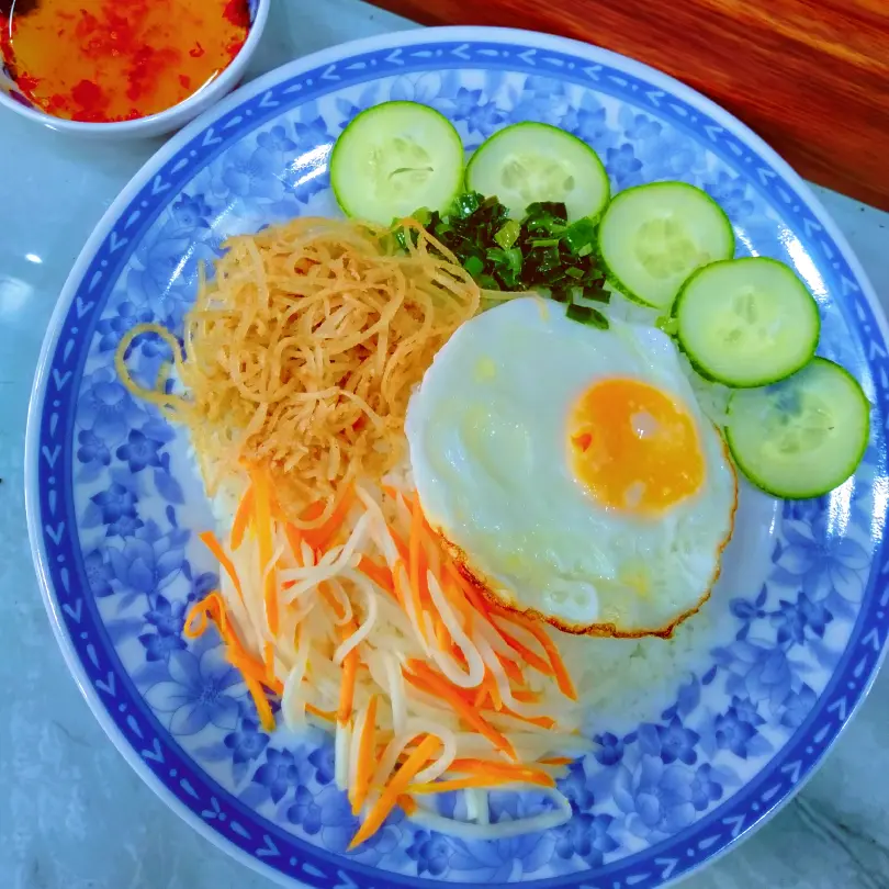 Hình ảnh CƠM 2Trứng Ốp La Đơn Giản