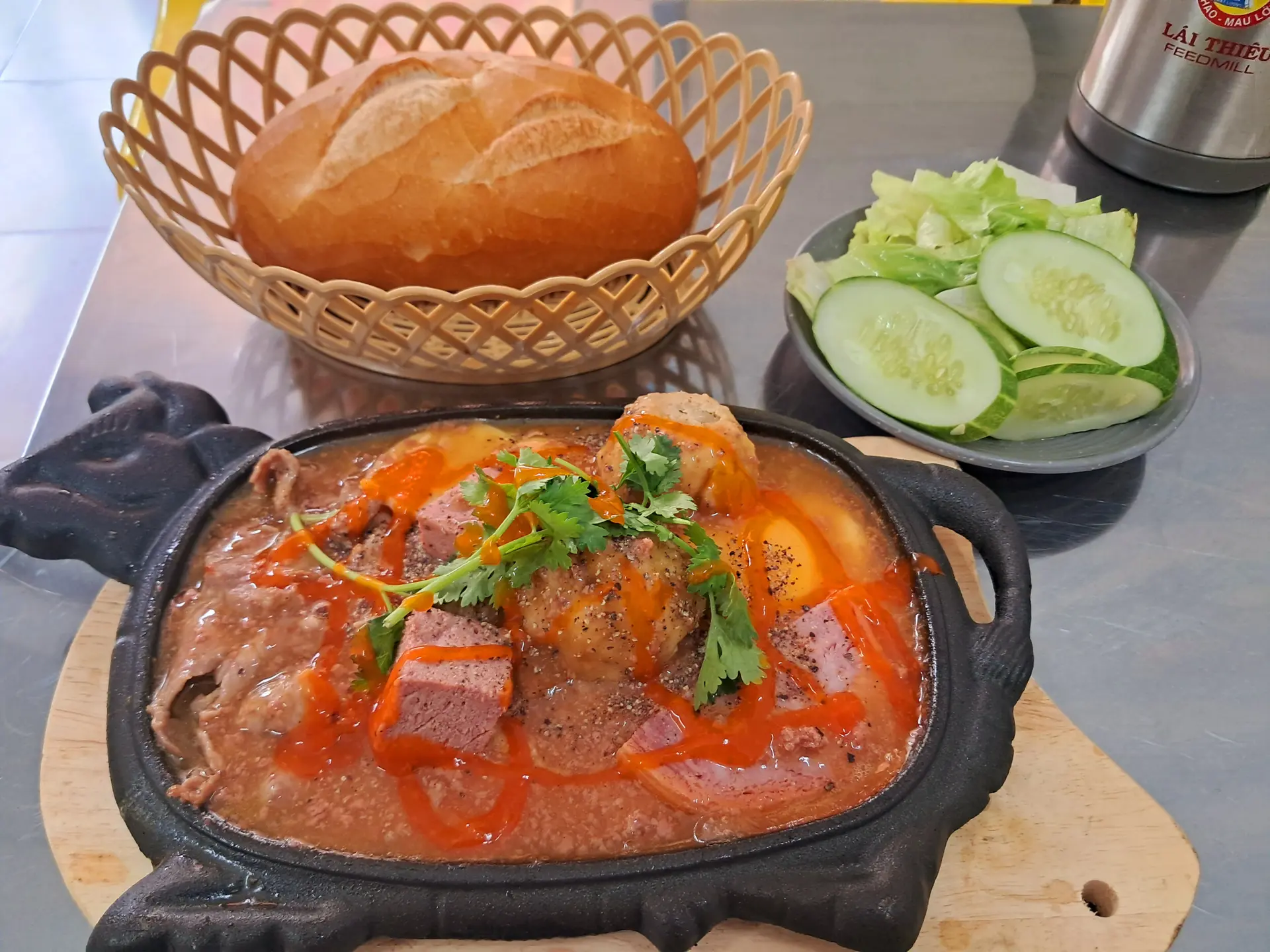 Hình ảnh Bò né - xíu mại