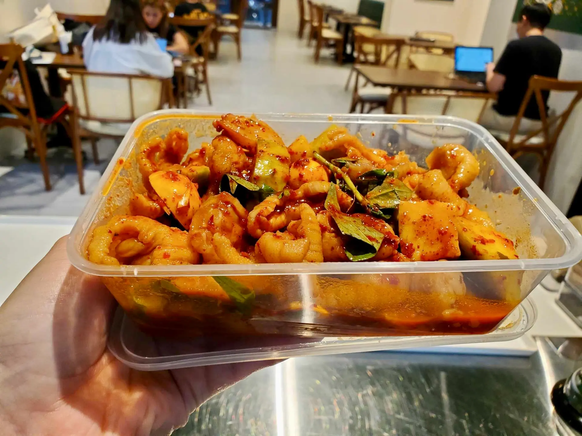 Hình ảnh Chân gà sốt thái rút xương(hộp 300gram)
