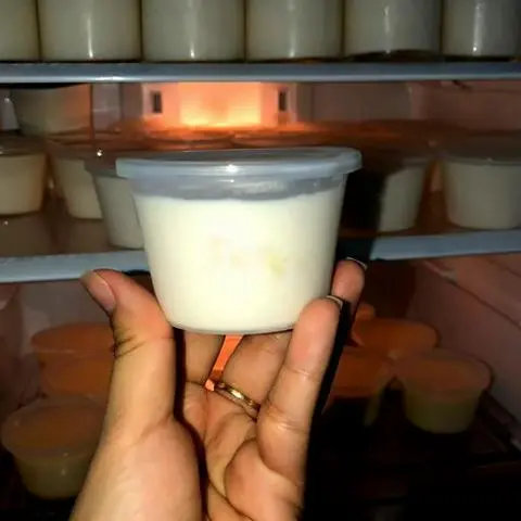 Hình ảnh Bánh flan nhà làm