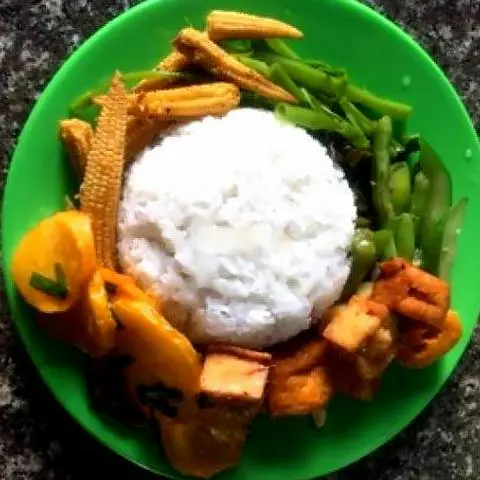 Hình ảnh Cơm Chả Nấm Chay