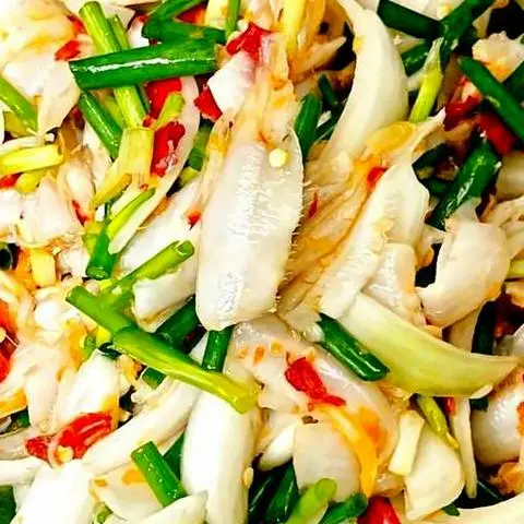 Hình ảnh Gỏi cá mai - phần nhỏ