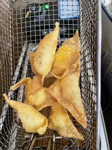 Hình ảnh Hoành thánh chiên (10 miếng)