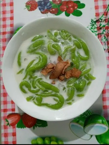 Hình ảnh Chè bánh lọt nước dừa
