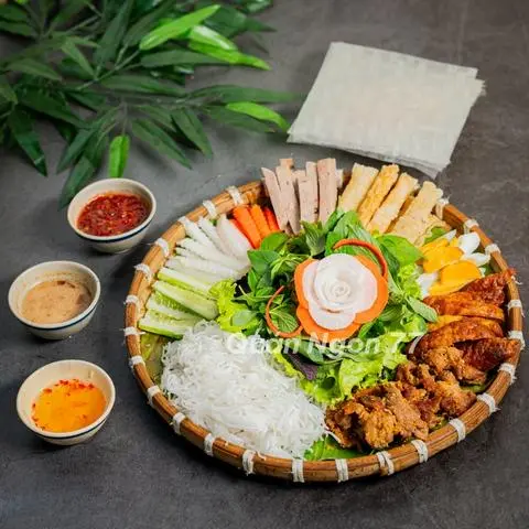 Hình ảnh Mẹt bánh tráng cuốn - 3 người