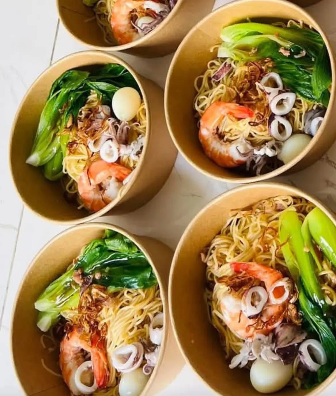 Hình ảnh Mì Trộn Sa Tế  Hải Sản + Nước soup nấm kim châm