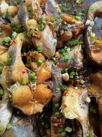 Hình ảnh Cá hú kho tộ