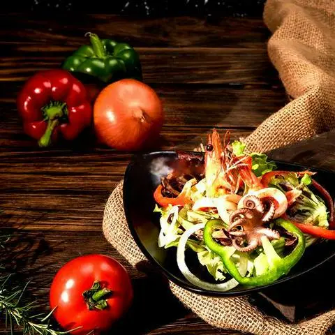Hình ảnh Salad Hải Sản