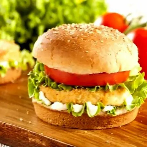 Hình ảnh BURGER GÀ GIÒN TÔM