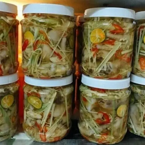 Hình ảnh Chân Gà Sả Tắc ( Lớn)