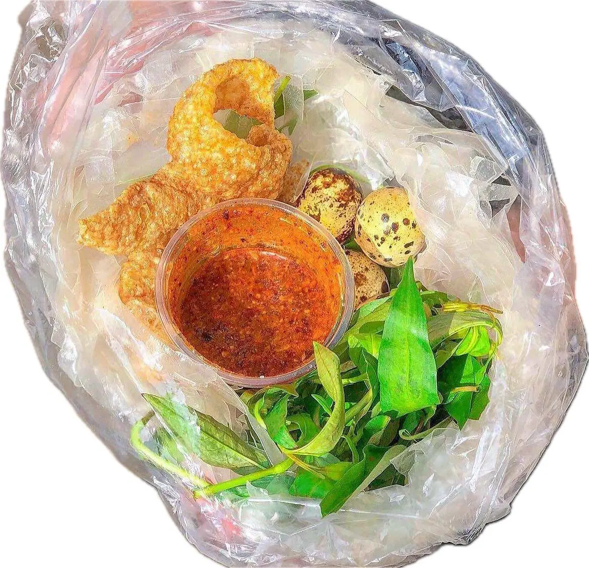 Hình ảnh Bánh Tráng Chấm Sốt + 1 Da Heo + Trứng (Hủ Nhỏ)