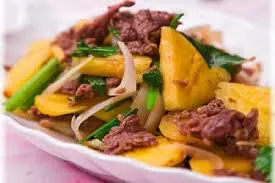 Hình ảnh Cơm_ Bò Tái Xào Chua Ngọt
