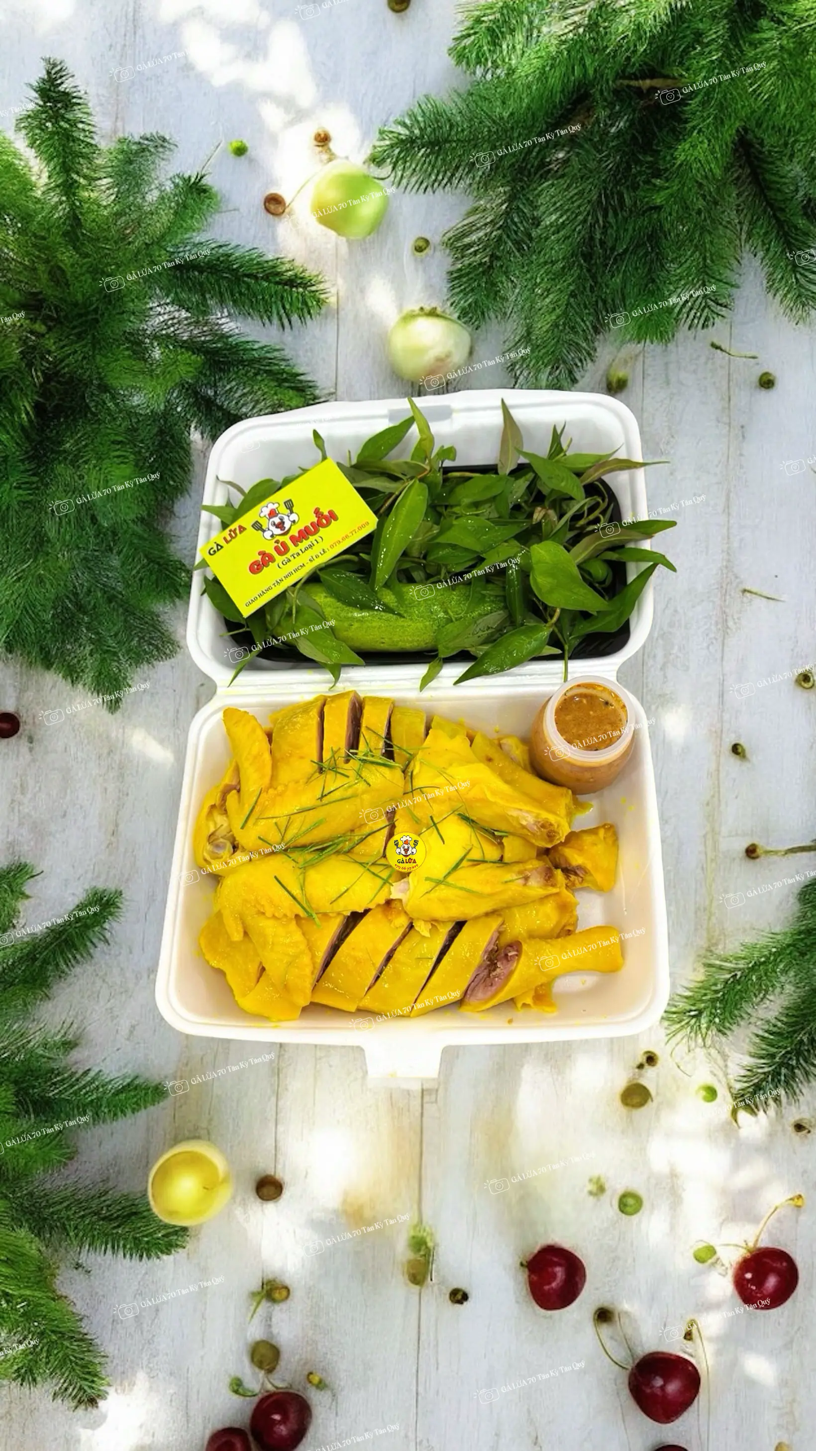 Hình ảnh Gà Mía Ủ Muối Nguyên Con (Chặt Sẵn) Ăn Lạnh