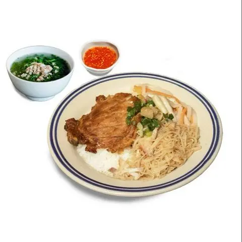 Hình ảnh Cơm Tấm Sườn + Bì