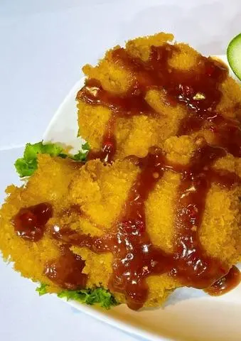 Hình ảnh Cơm chiên gà không xương ( Sốt tứ Xuyên) TP