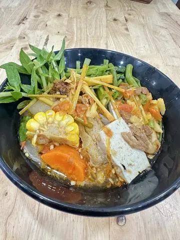 Hình ảnh BÚN THÁI CHAY