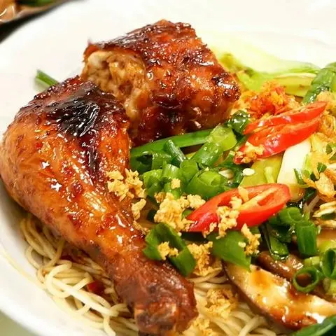 Hình ảnh Mì Xào Gà Chiên