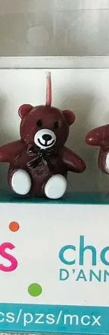 Hình ảnh gấu náu nơ đen