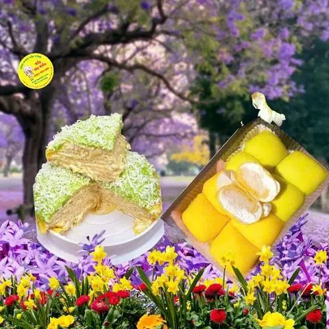 Hình ảnh Combo 1 hộp crepe sầu riêng 8 cái và 1 hộp phú sĩ 550-600g