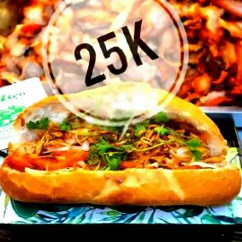 Hình ảnh Bánh Mì Phá Lấu Lỗ Tai Heo