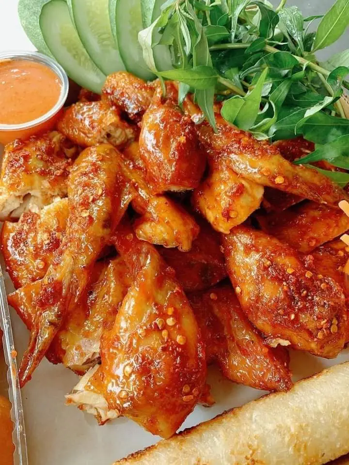 Hình ảnh 1 Con Gà quay sốt sa kê  Thơm ngon