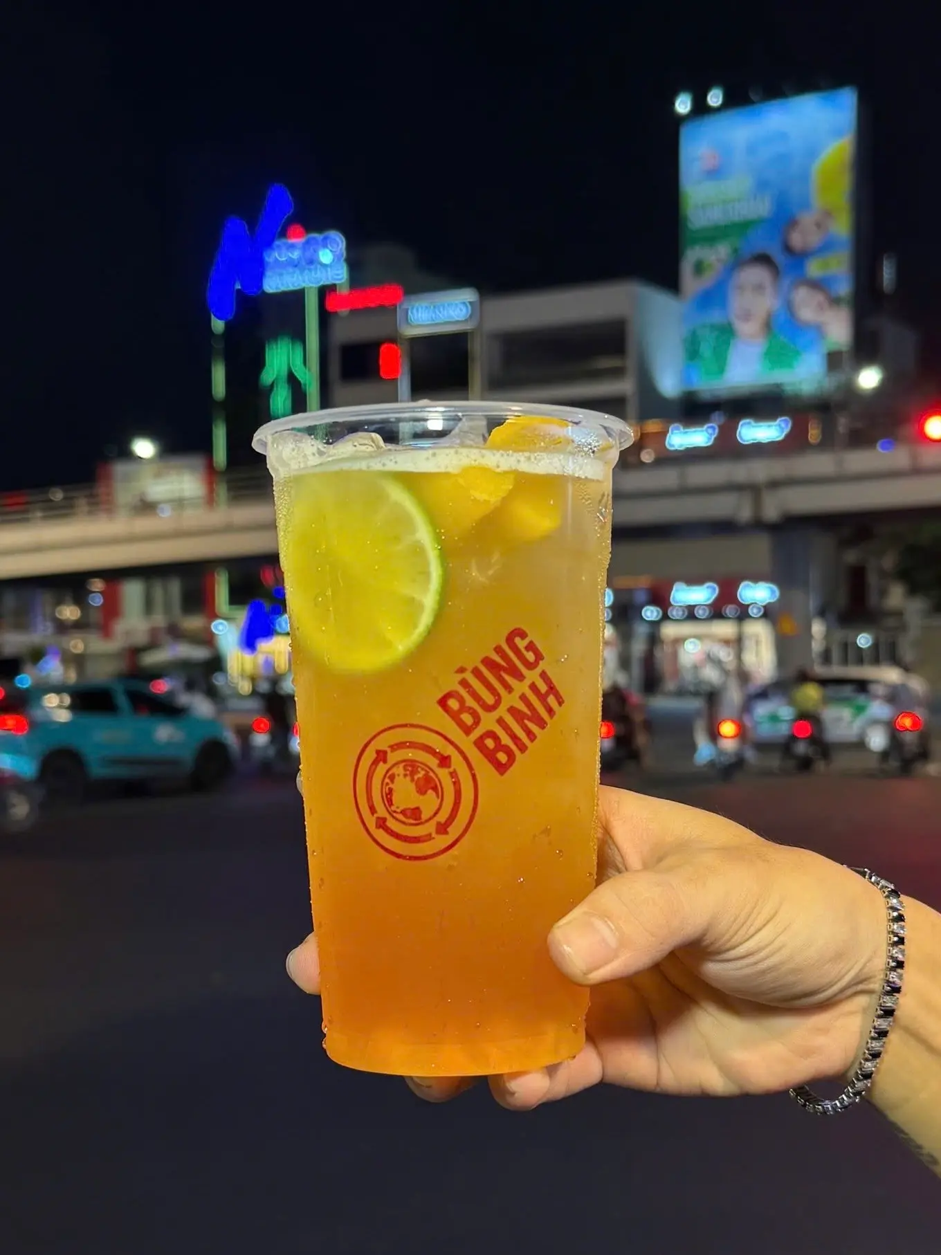 Hình ảnh Trà Bá Tước Đào 